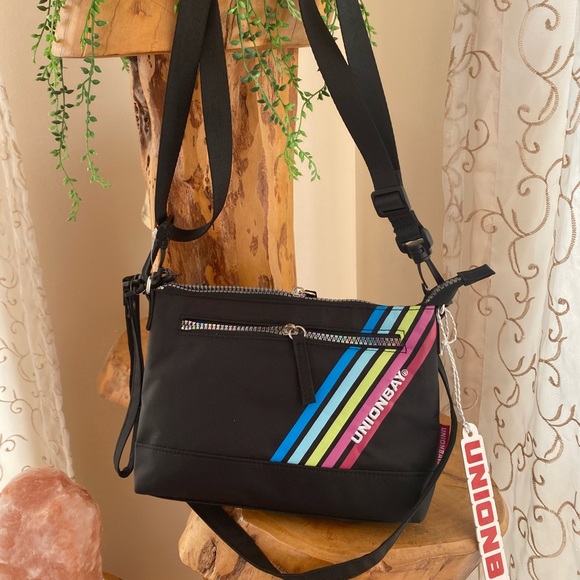 UNIONBAY Handbags - Unionbay Crossbody purse
